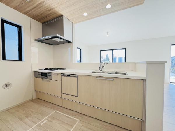 横浜市瀬谷区南瀬谷１丁目 戸建 キッチン