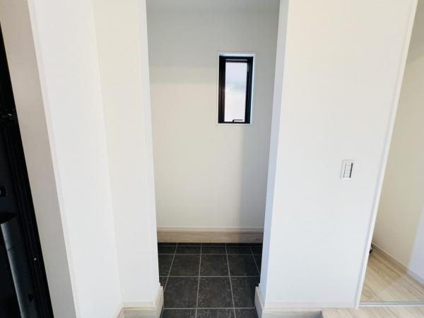 横浜市瀬谷区南瀬谷１丁目 戸建 収納