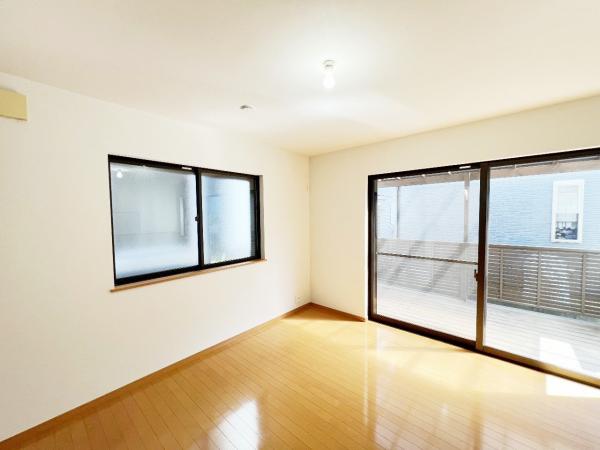 昭島市大神町４丁目 中古戸建 リビング