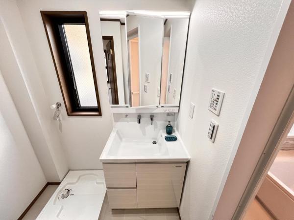 綾瀬市上土棚南２丁目 中古戸建 洗面化粧台