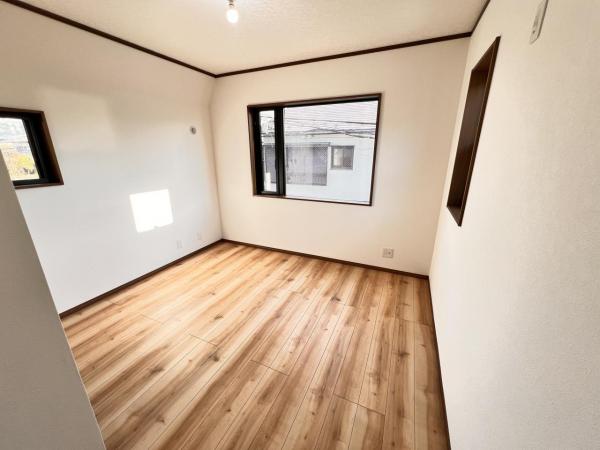 綾瀬市上土棚南２丁目 中古戸建 寝室