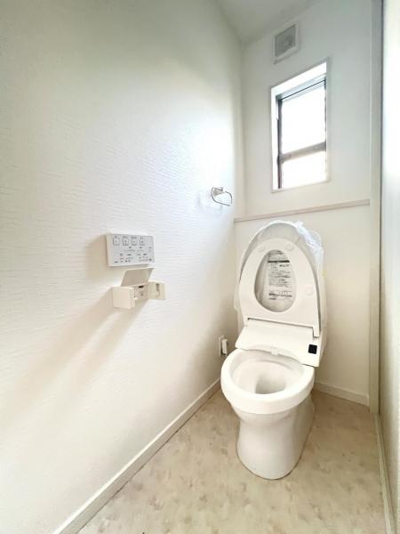 春日部市大場 中古戸建 トイレ