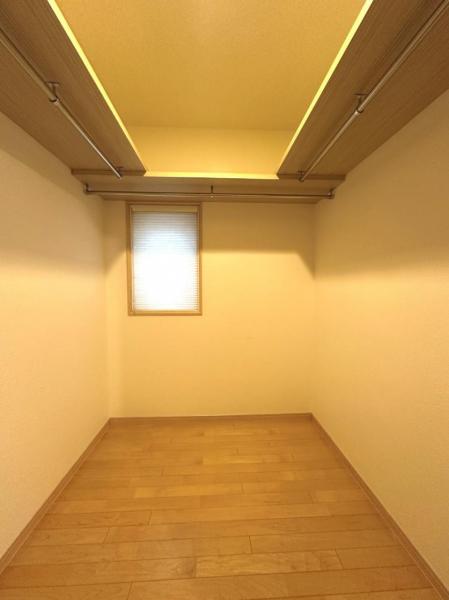 春日部市中央８丁目 中古戸建 ウォークインクローゼット