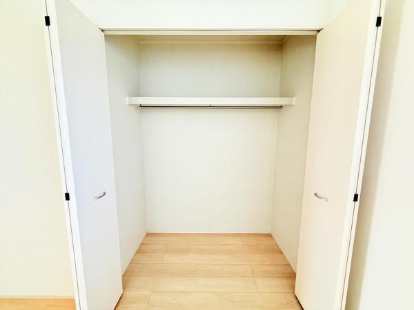 四街道市栗山1074番 収納