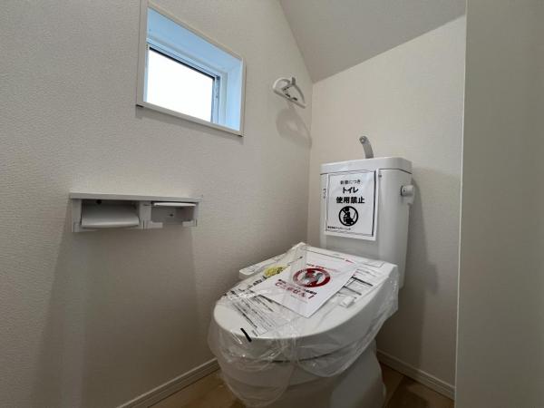 横浜市瀬谷区橋戸３丁目 戸建 トイレ