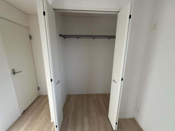 横浜市瀬谷区橋戸３丁目 戸建 収納