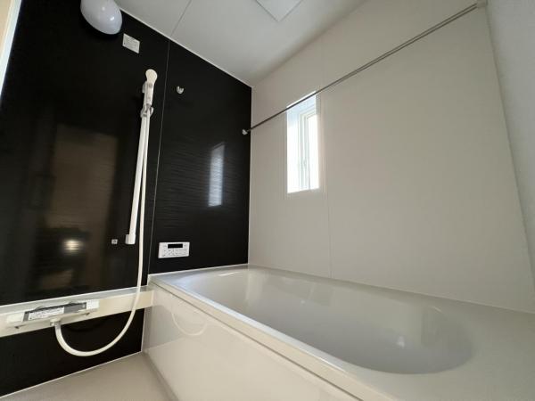 横浜市瀬谷区橋戸３丁目 戸建 浴室