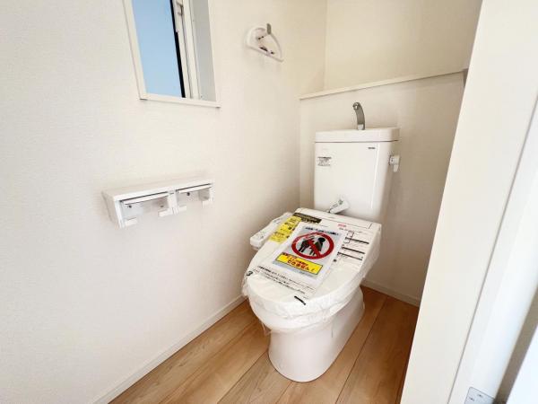 綾瀬市上土棚北４丁目 戸建 トイレ