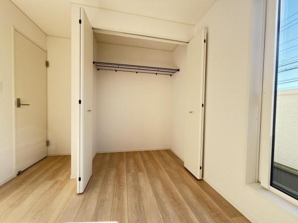 綾瀬市上土棚北４丁目 戸建 収納