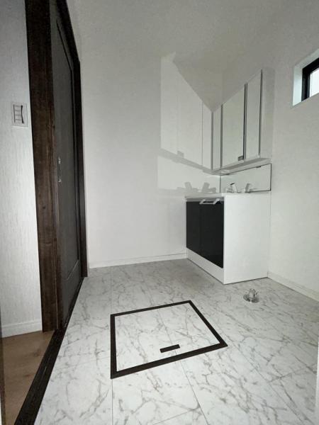 川越市大袋新田 中古戸建 ランドリースペース