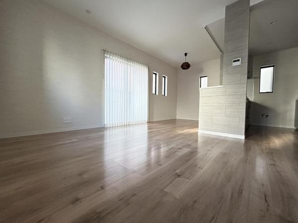 川越市大袋新田 中古戸建 リビングダイニング