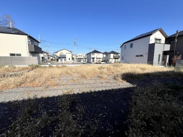 練馬区高松６丁目 土地 前面道路含む現地写真