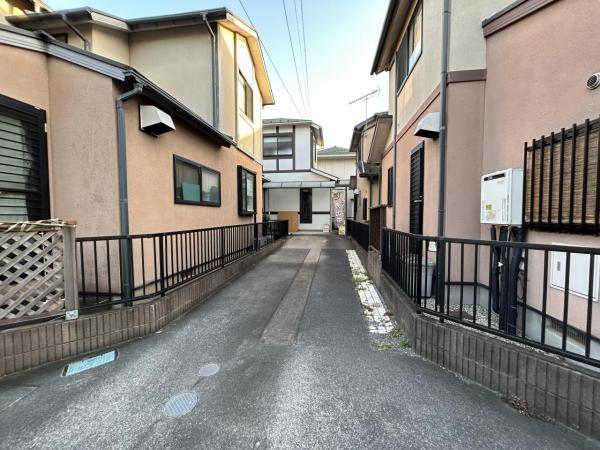 川越市宮元町 中古戸建 駐車場