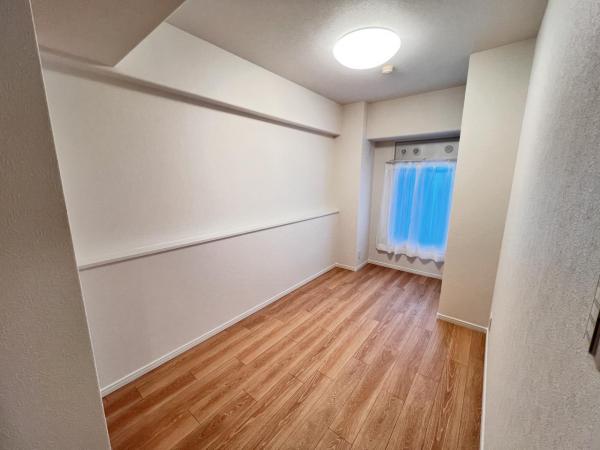 南林間ハイライズ 洋室