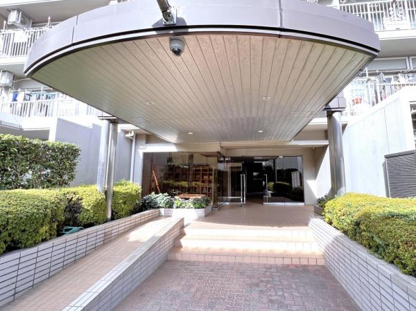 南林間ハイライズ エントランス（外）