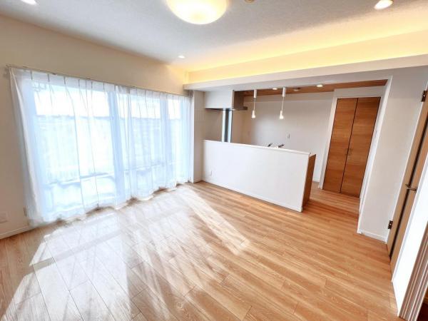 南林間ハイライズ リビング