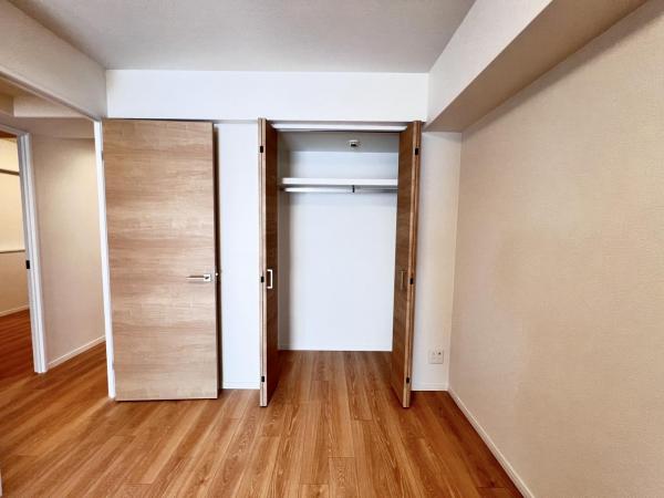 南林間ハイライズ 収納