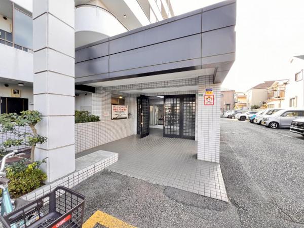 三協鶴間ガーデンハウス エントランス（外）