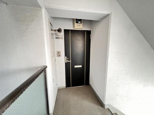 三協鶴間ガーデンハウス 玄関