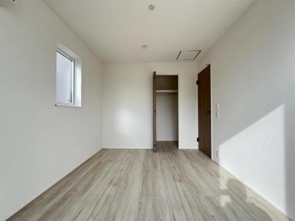 久喜市伊坂南１丁目 戸建 収納