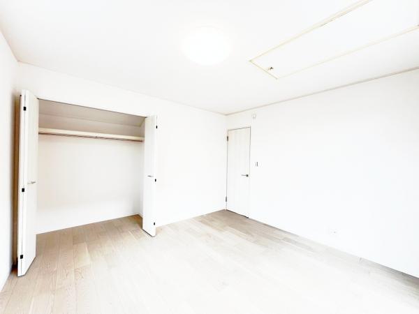 相模原市南区下溝 中古戸建 寝室