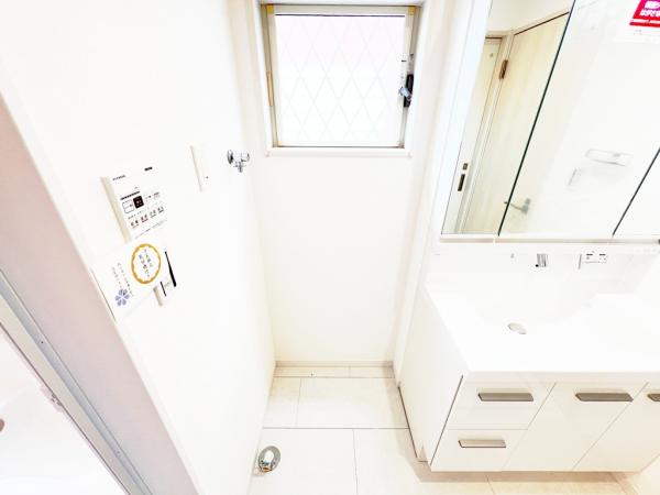 相模原市南区下溝 中古戸建 ランドリースペース