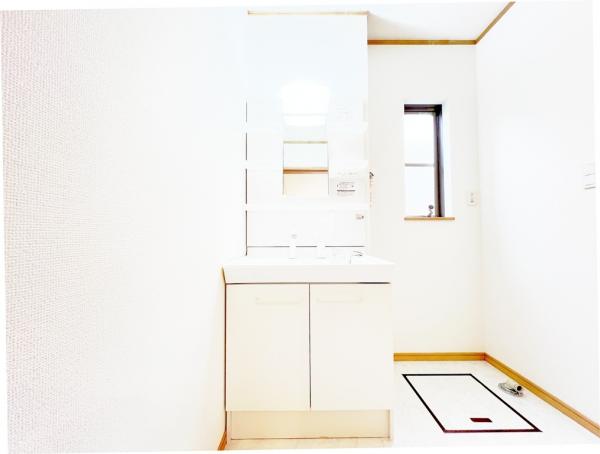 相模原市南区北里１丁目 中古戸建 洗面化粧台