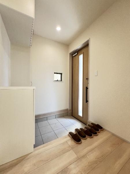 富士見市羽沢1丁目732番 玄関
