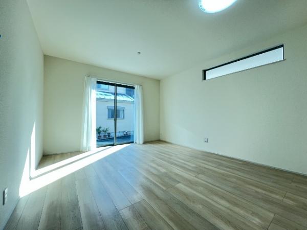 富士見市羽沢1丁目732番 リビングダイニング