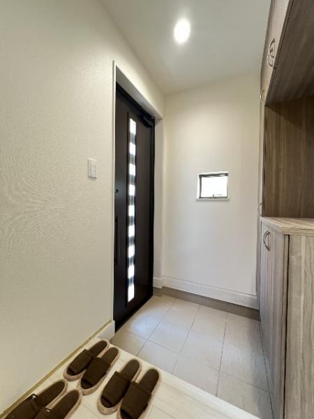 富士見市羽沢1丁目732番 玄関