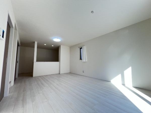 富士見市羽沢1丁目732番 リビング