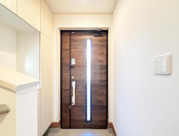 横須賀市浜見台２丁目 戸建 玄関