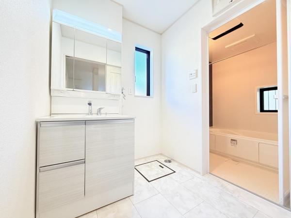 横須賀市浜見台２丁目 戸建 脱衣所