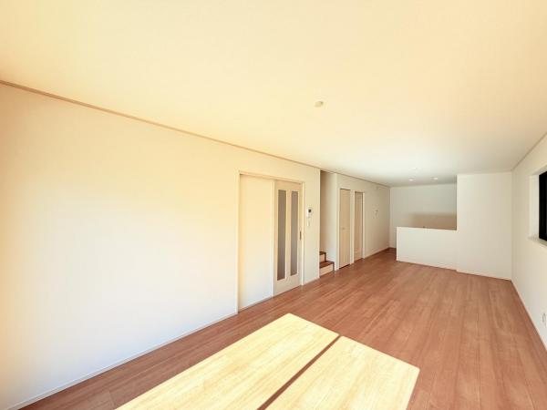 横須賀市浜見台２丁目 戸建 ダイニングキッチン