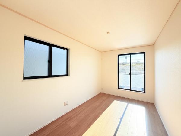 横須賀市浜見台２丁目 戸建 寝室