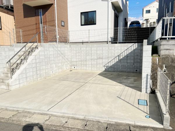 小田原市中村原 戸建 駐車場