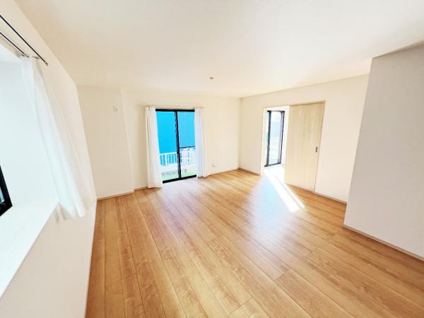 小田原市中村原 戸建 リビング