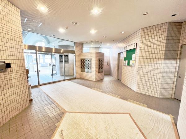 ライオンズマンション西八王子駅前 エントランスホール