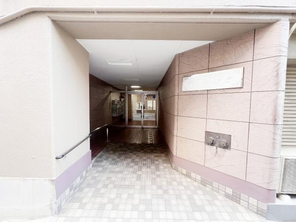八王子高砂サマリヤマンション エントランス（外）