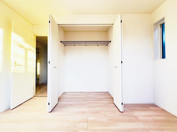 平塚市田村１丁目 戸建 収納