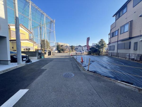 町田市南町田２丁目 土地 前面道路含む現地写真