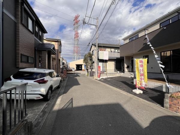 平塚市田村１丁目第47 戸建 前面道路含む現地写真