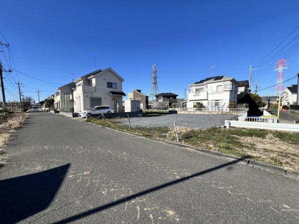 久喜市栗橋東６丁目 土地 前面道路含む現地写真