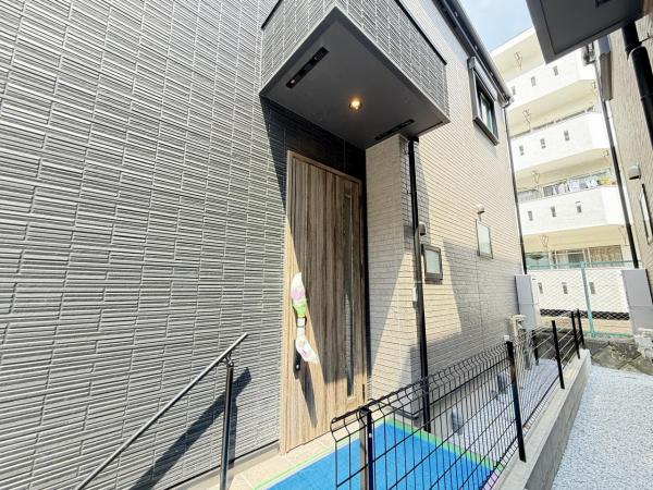 横須賀市浦上台２丁目 戸建 玄関