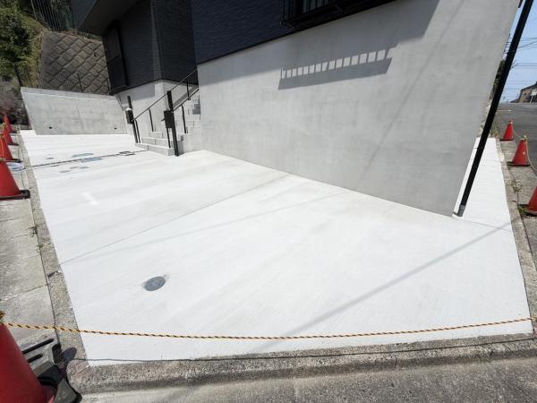 横須賀市浦上台２丁目 戸建 駐車場