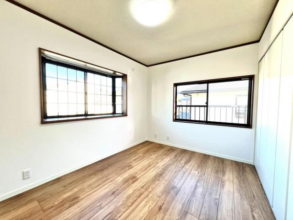 秦野市曽屋 中古戸建 寝室