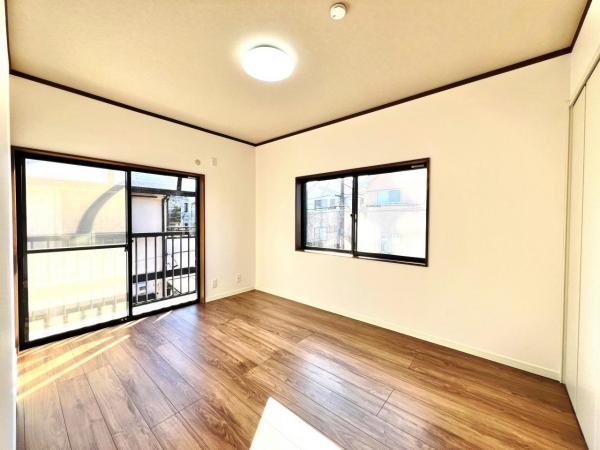 秦野市曽屋 中古戸建 洋室