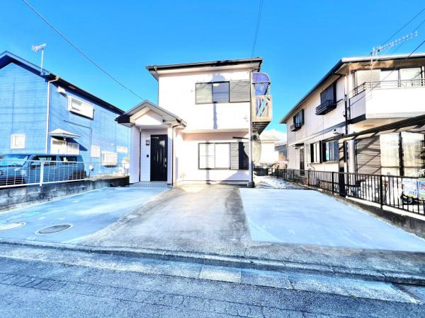 秦野市曽屋 中古戸建 駐車場
