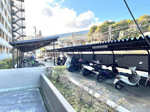 秦野マンション 駐輪場