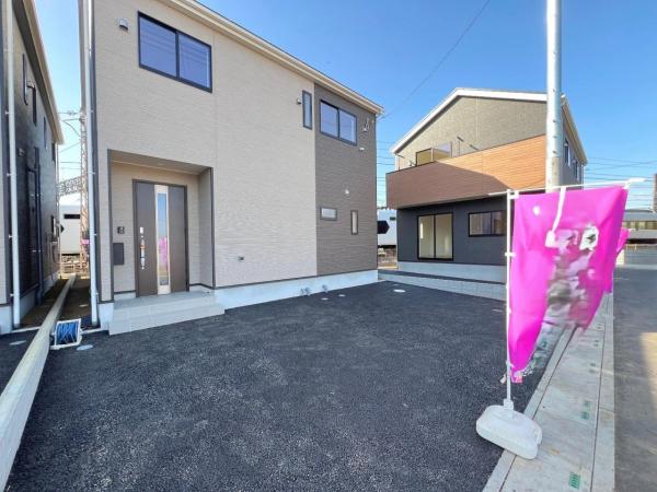 南埼玉郡宮代町百間１丁目 戸建 前面道路含む現地写真